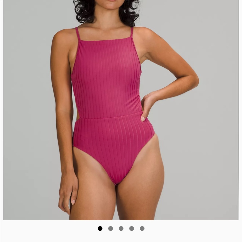 NWT high neck Lululemon swim suit size M